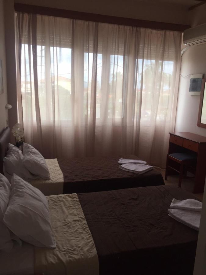 Hotel Aura Laganas Buitenkant foto